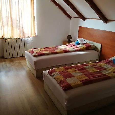 Dunakanyar Bed & Breakfast Göd Extérieur photo