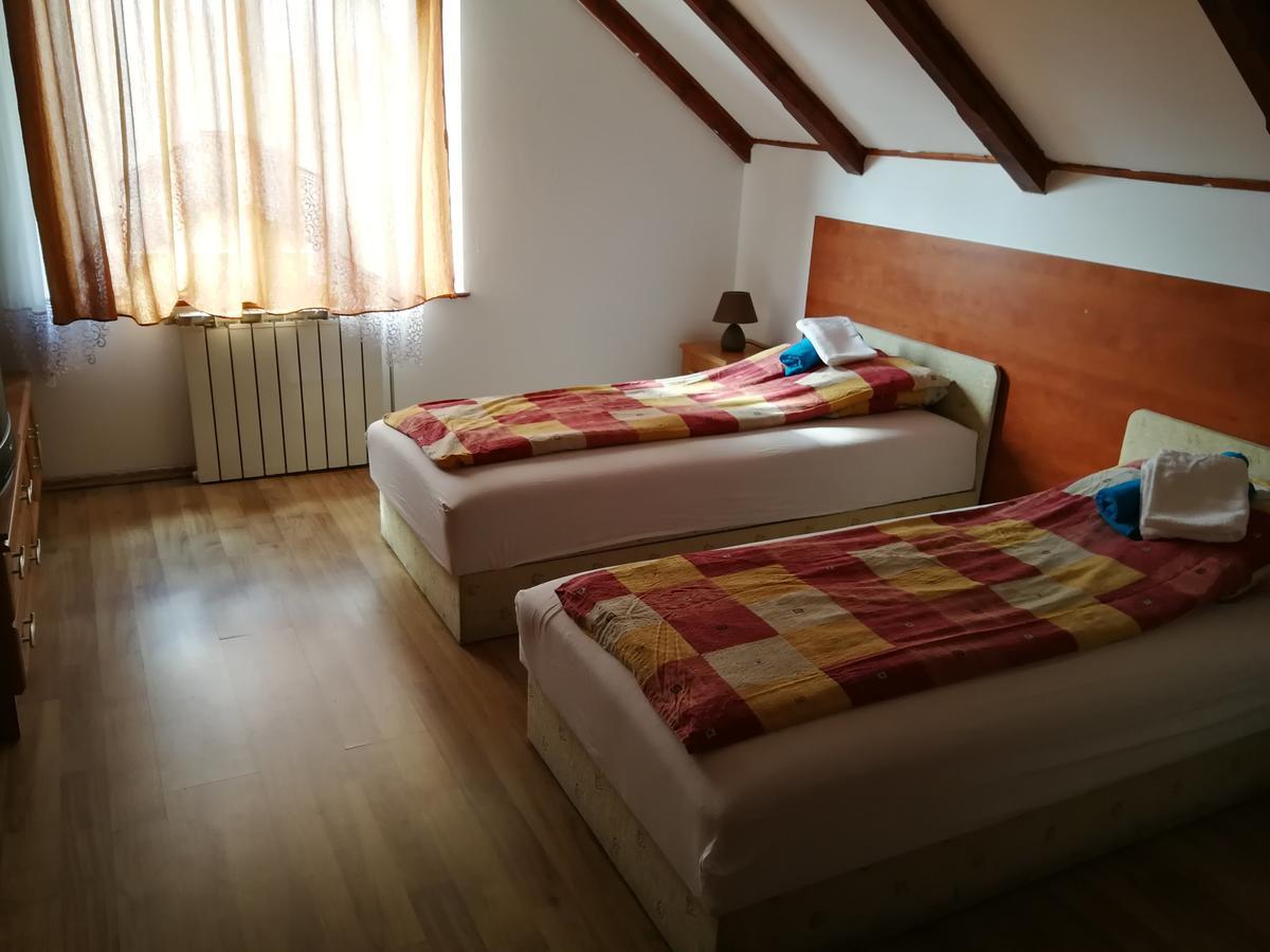 Dunakanyar Bed & Breakfast Göd Extérieur photo